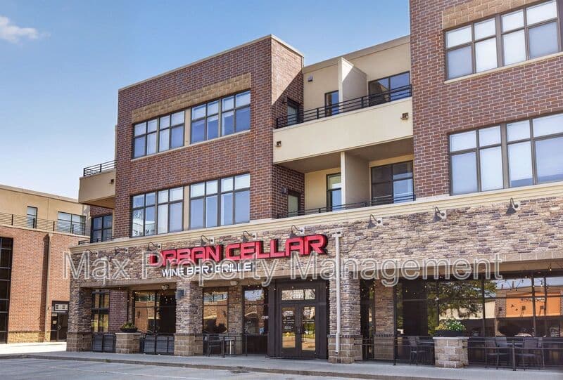 West Des Moines Condo: 640 S 50th St
