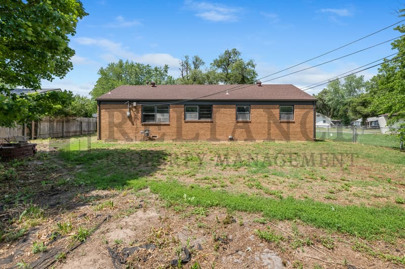 Wichita House: 7315 West Galoway