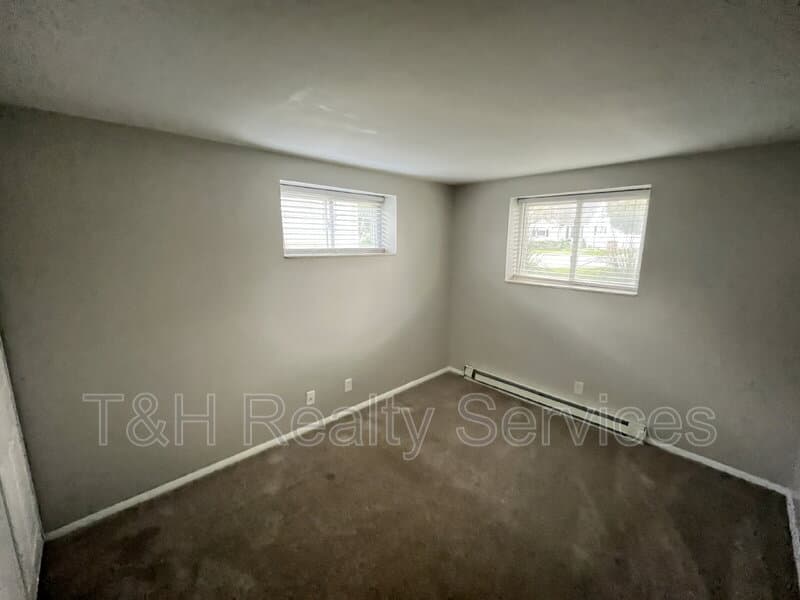 Noblesville Condo: 1152 Evans Avenue