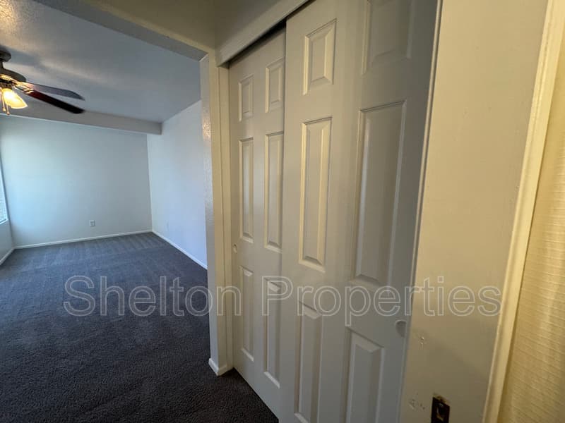 Mesa Condo: 1331 W Baseline Rd, 242