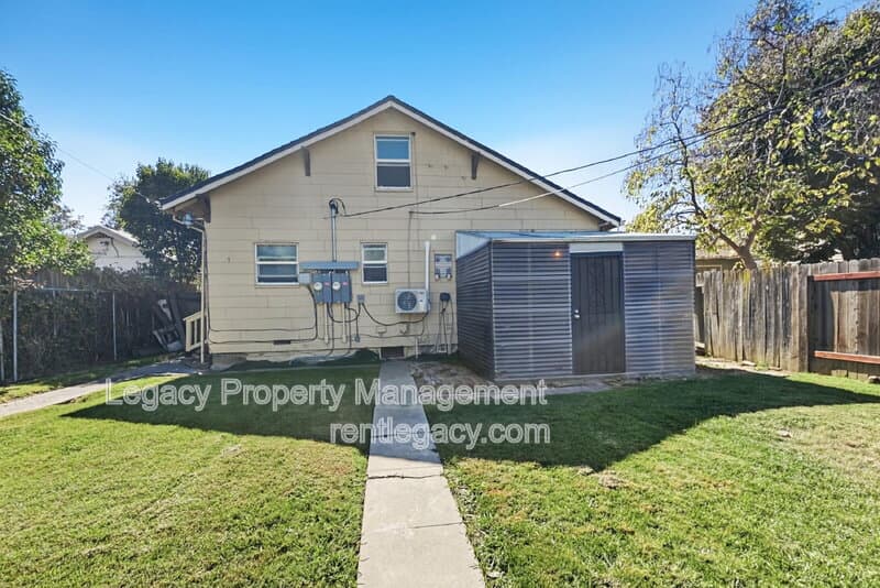 Sacramento Condo: 4923 11th Ave