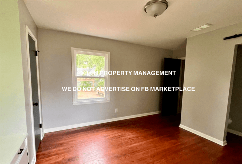 Overland Park House: 7306 Glenwood