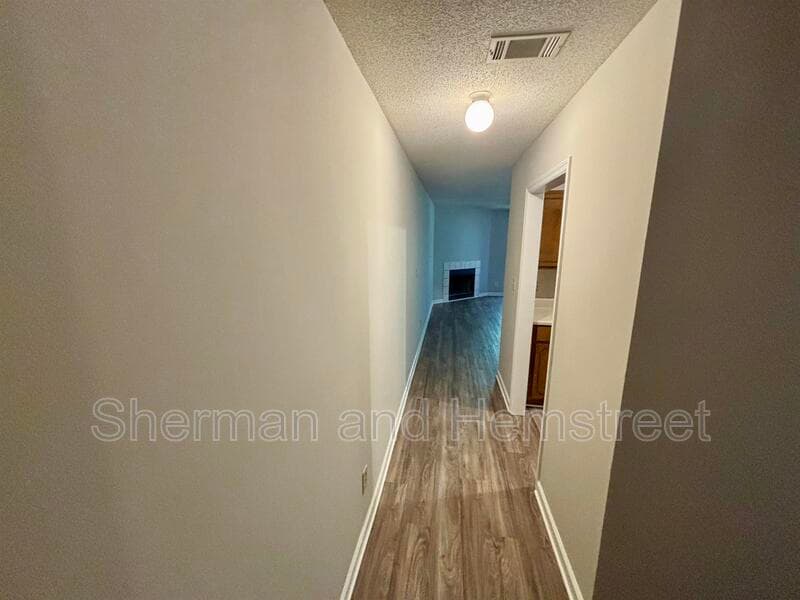 Evans Condo: 518 Commons Dr