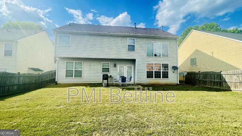 College Park House: 4644 Creekside Cove