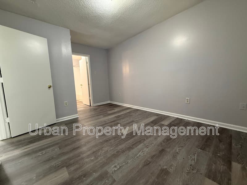 Memphis House: 3501 Hicky St