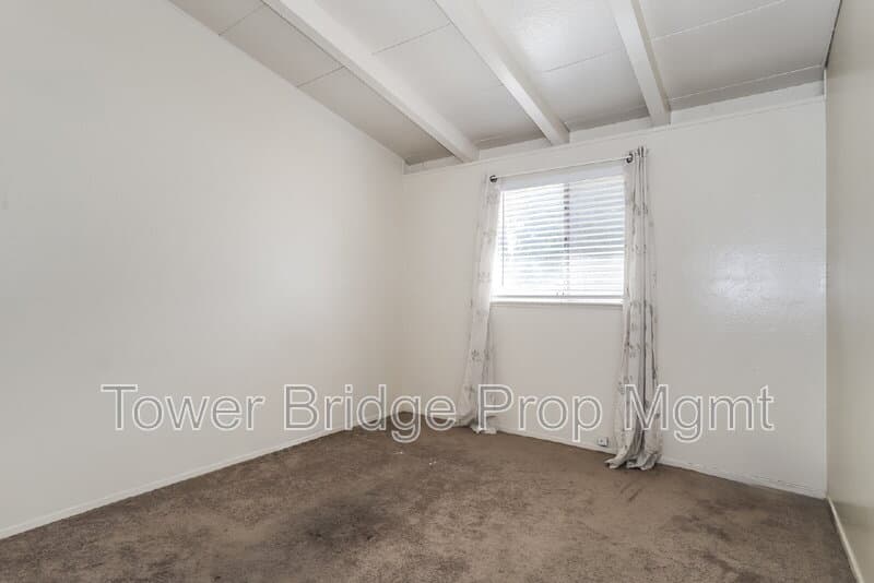 Sacramento House: 5936 41st Street