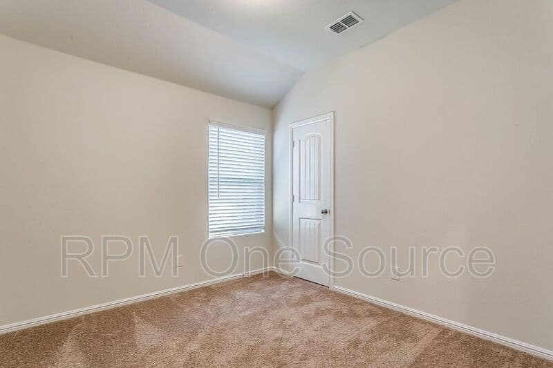 Ft. Worth House: 6320 Eagle Pier Way