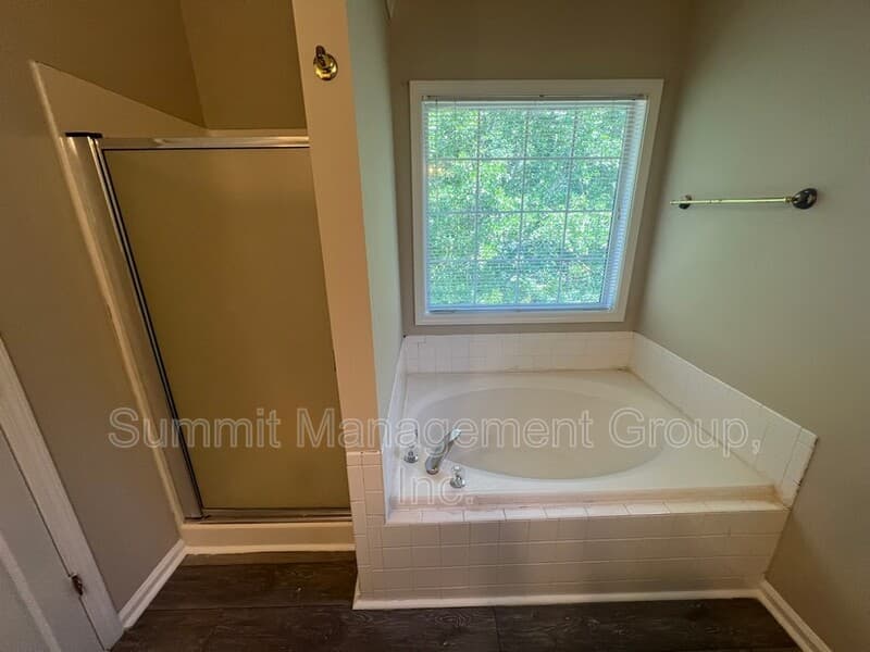McDonough House: 1157 Chateau Terrace