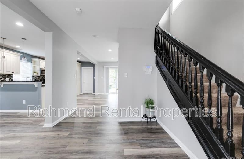 Richmond House: 3117 2nd Avenue