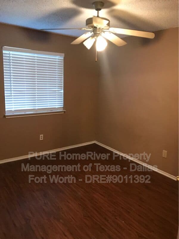 Arlington House: 6004 Meadowside Trail