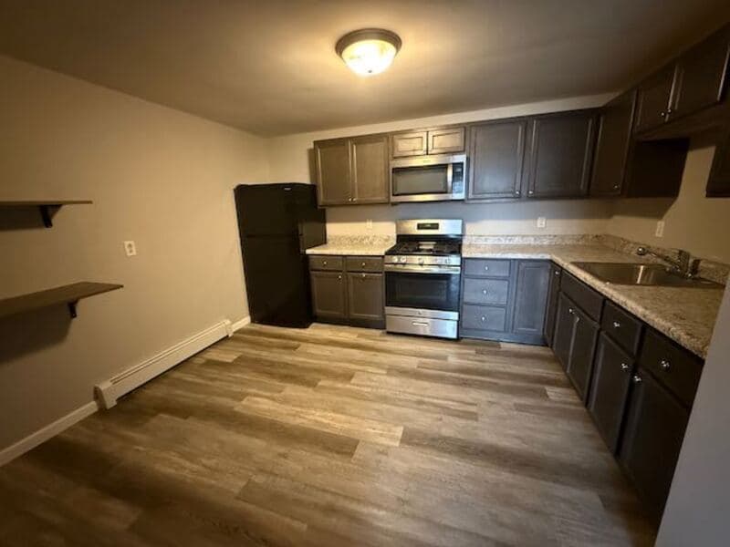 Hanna City Condo: 522 North Main Street - 6HC