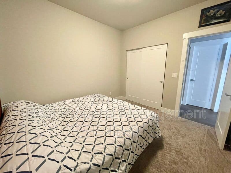 Bothell House: 22275 9th Ct. SE