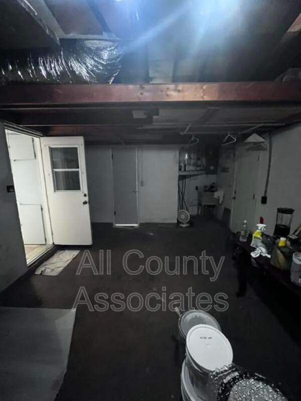 Holiday House: 3404 Devonshire Dr