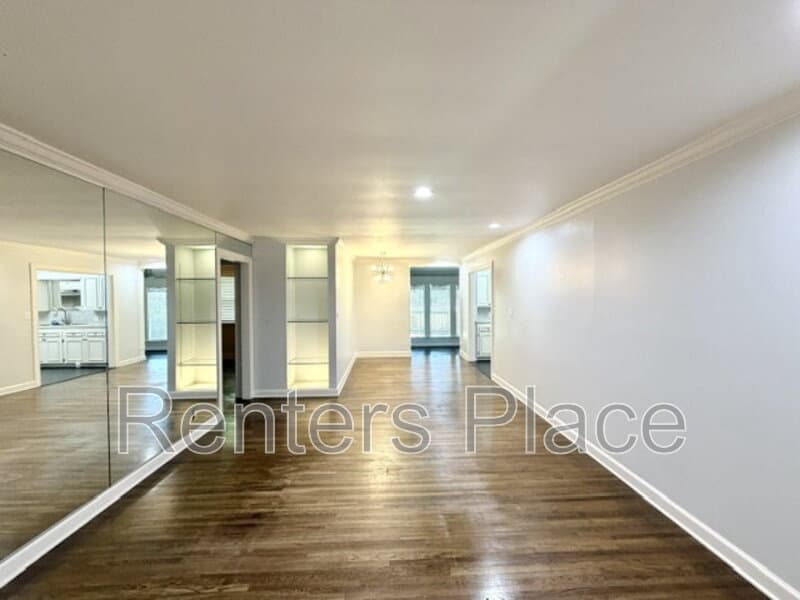 Tulsa House: 5325 East 17th Street