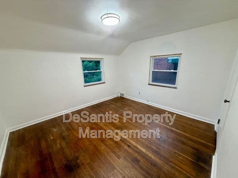 Pittsburgh House: 2725 Glen Mawr Street