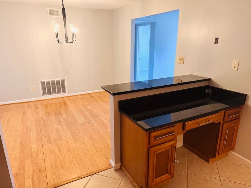 Brookhaven Condo: 1468 Briarwood Road Northeast - 1008