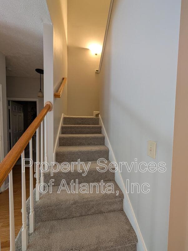 Atlanta Townhome: 2680 Pine Tree Rd NE