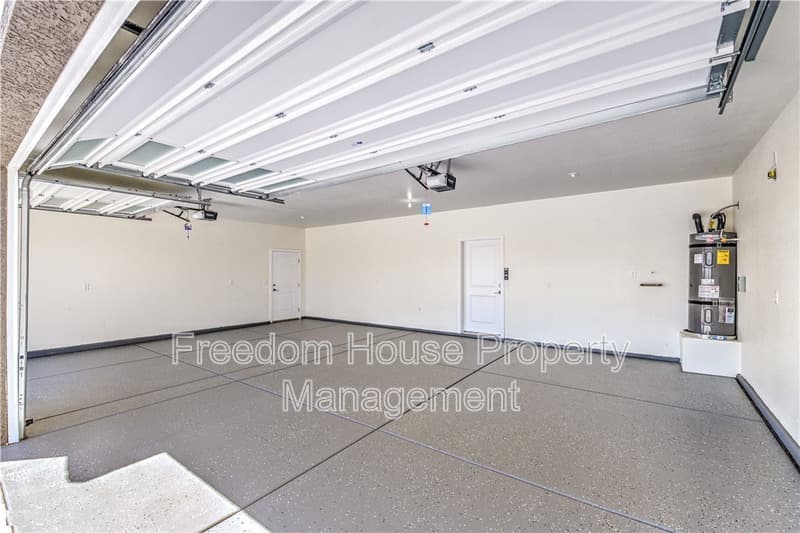 Pahrump House: 6380 Waterford Street