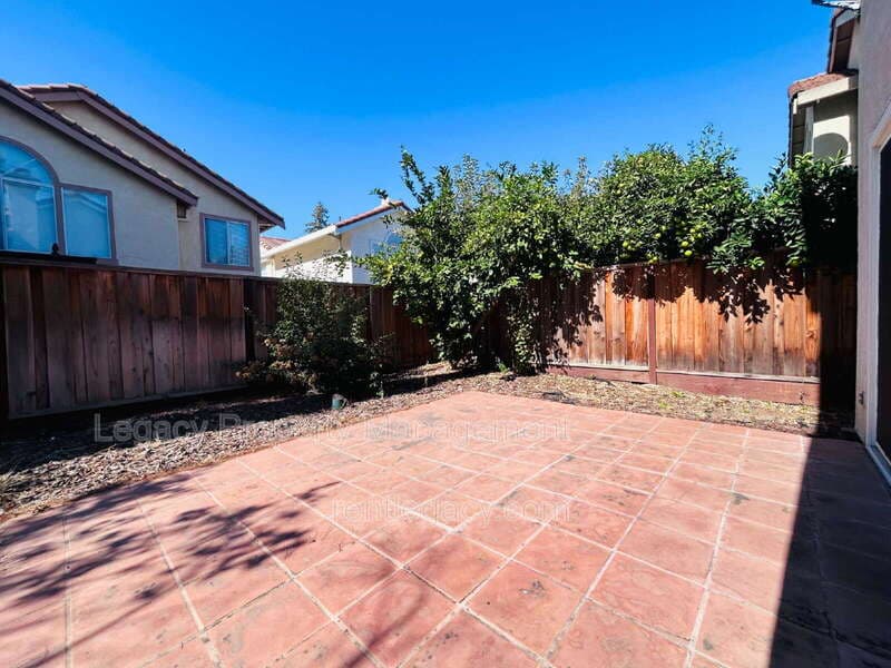 Concord House: 1505 Ballad Ct