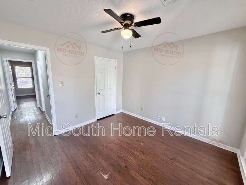 Cordova House: 8685 Sandy Hill Cove E.