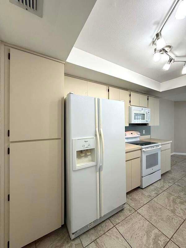 Hudson House: 13636 Dunwoody Court