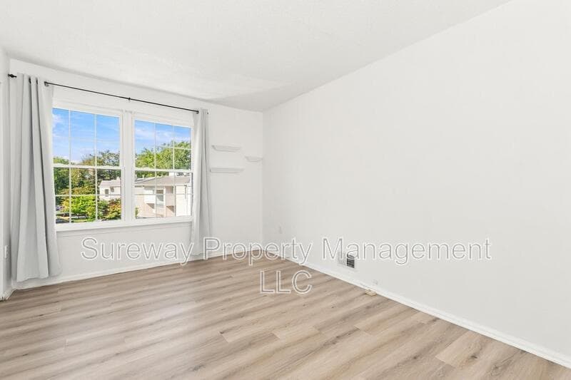 Hamilton Condo: 58 Willow Ct