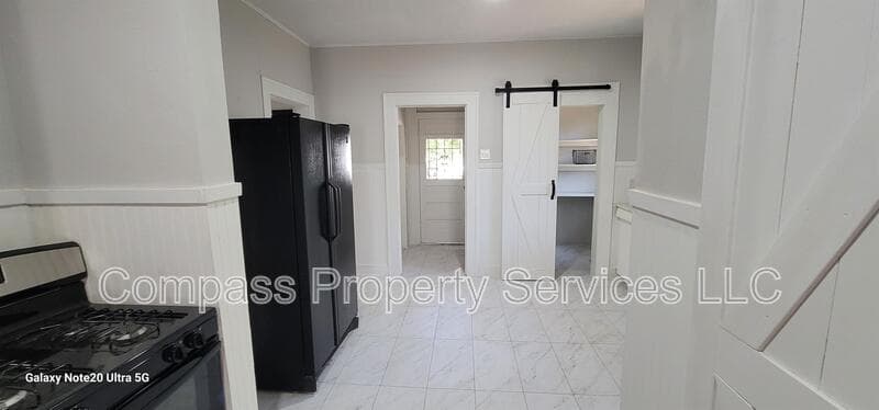 Waco House: 2511 Parrott Ave