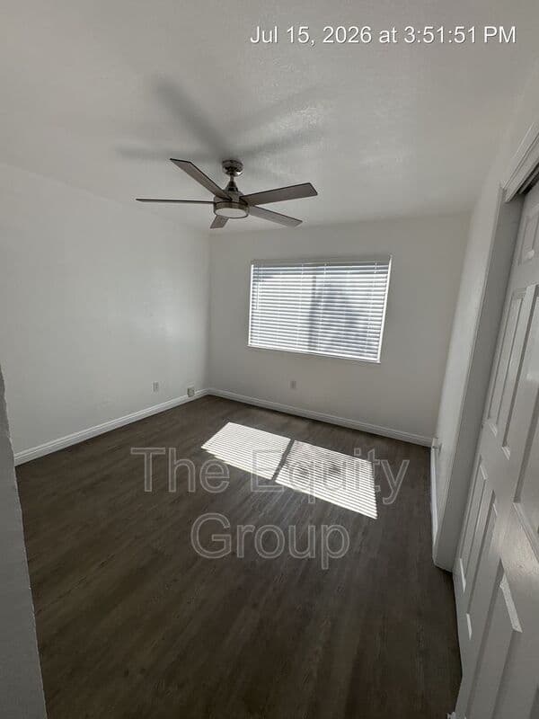 Woodlake Condo: 388 Crestwood