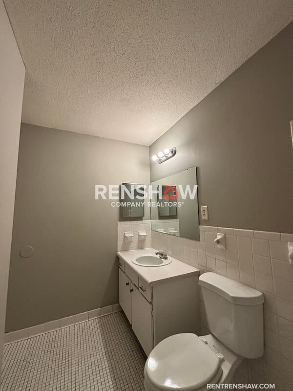 Memphis Condo: 3212 Thirteen Colony Mall 4b