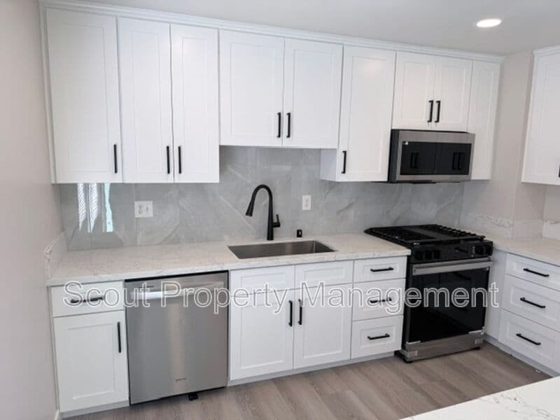 Temecula House: 31107 Camino Verde