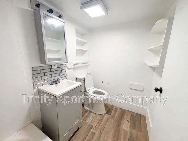 Albuquerque Condo: 644 Louisiana Blvd SE Albuquerque
