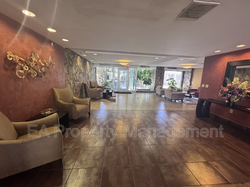 Albuquerque Condo: 1331 Park Ave SW