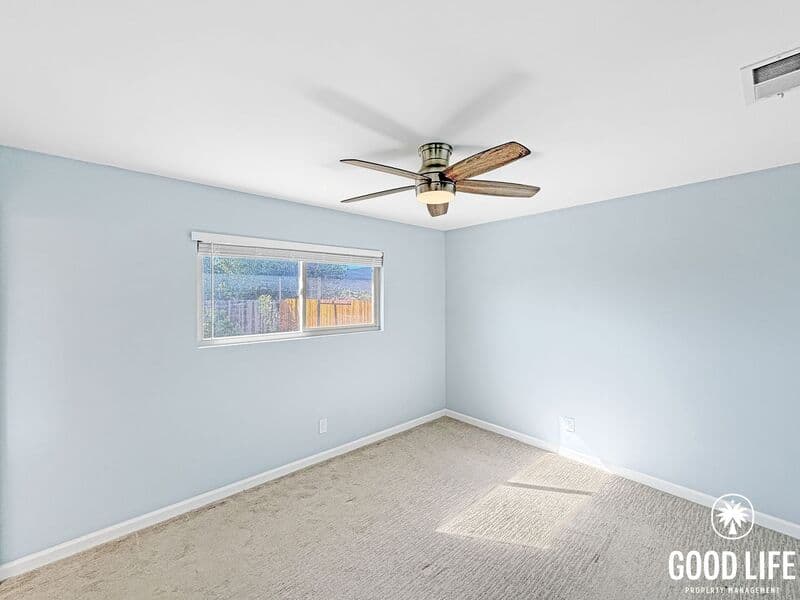 Santee House: 8617 Carlton Oaks Dr