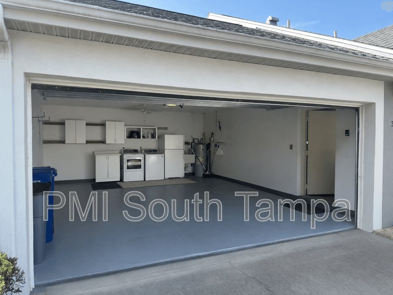 Bradenton House: 3506 52nd Ave W