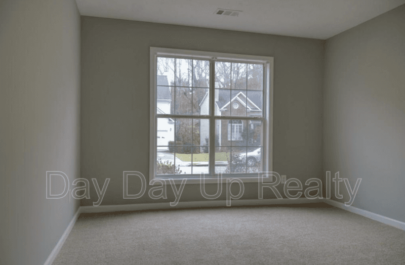 Duluth House: 3225 Ennfield Lane