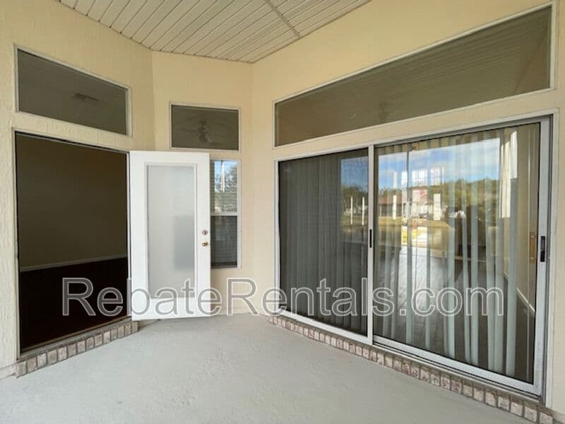 Jacksonville House: 5009 Grand Lakes Drive