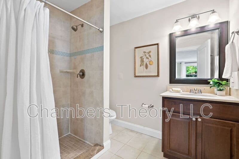 Falls Church House: 3318 Holloman Rd.