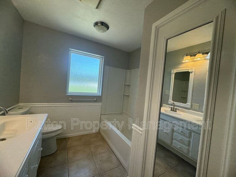 Amarillo House: 5112 Arden Road