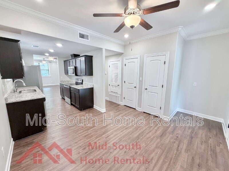 Memphis Townhome: 82 N Rembert St