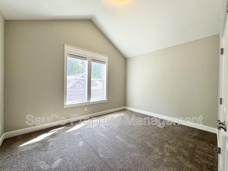 Tigard House: 13257 Southwest Maplecrest Court