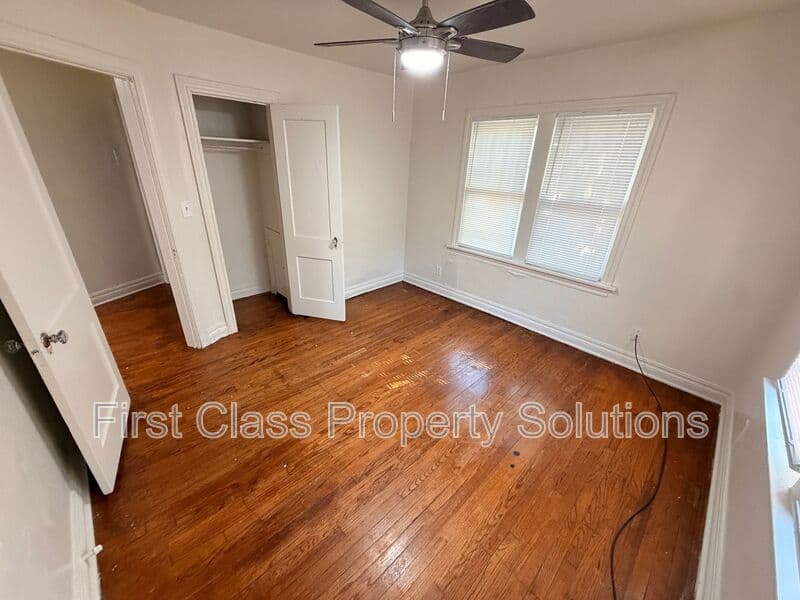 Oklahoma City House: 2402 NW 12th St