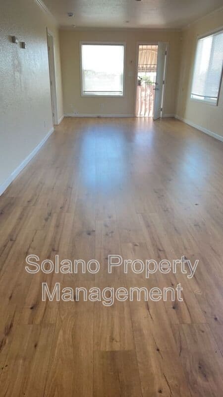 Vallejo Condo: 1820 Carolina St -