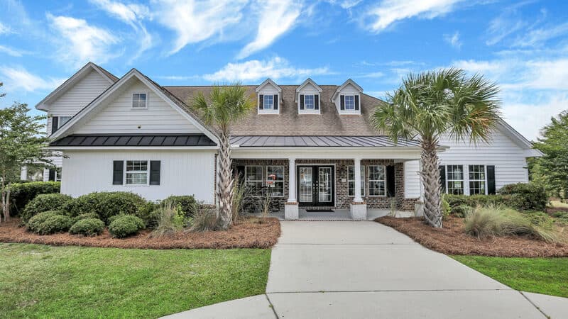 Guyton House: 100 Cotton Bluff Court