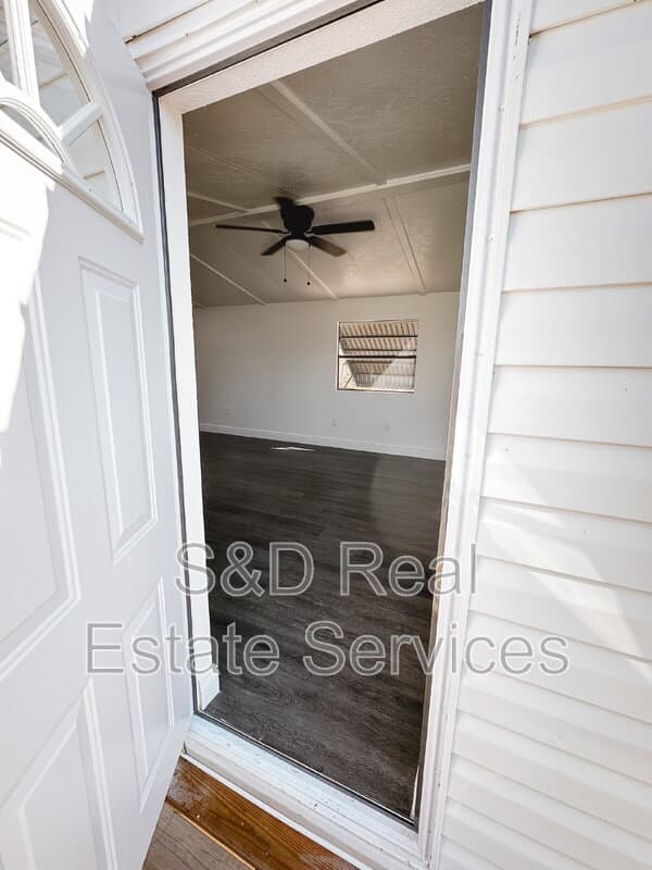 Haines City House: 3717 Kandy Ln