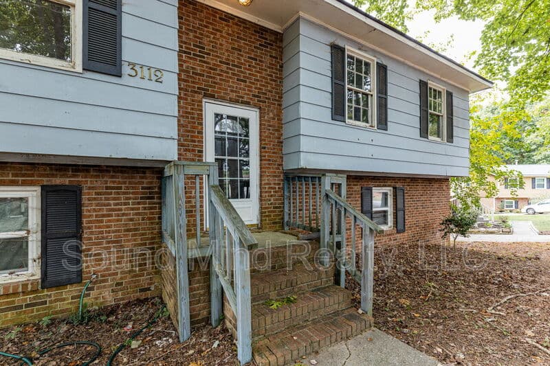 Raleigh House: 3112 Berry Court