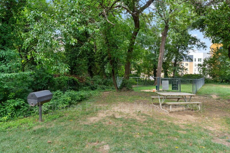 Alexandria House: 3312 S 28th St