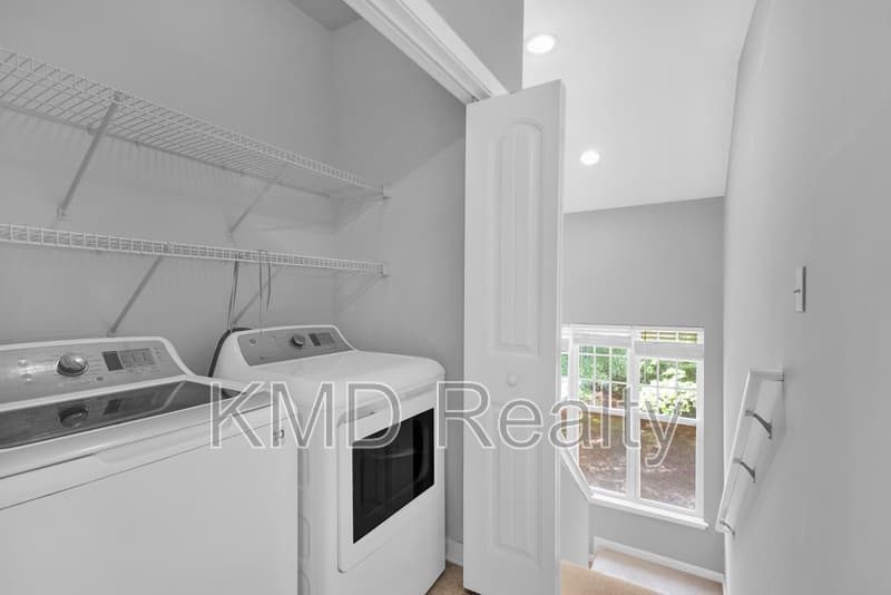 Charlotte Townhome: 15402 St Christopher Court