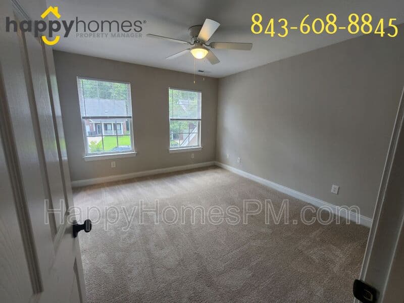 Summerville House: 111 Walden Ridge Way