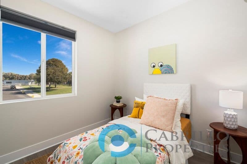 San Diego Condo: 1654 Neptune Ave