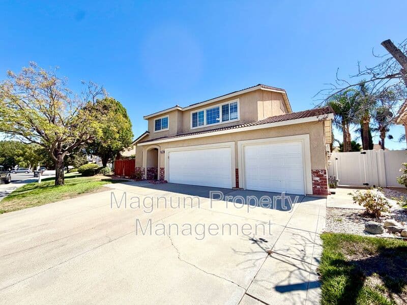 Murrieta House: 37168 Santa Rosa Glen Dr